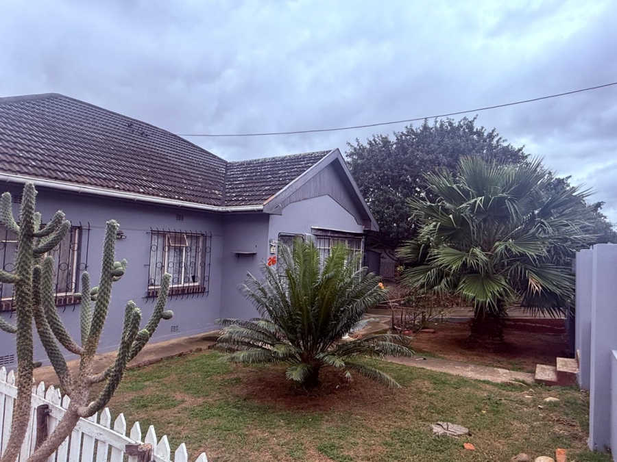 3 Bedroom Property for Sale in Bothasrus Eastern Cape